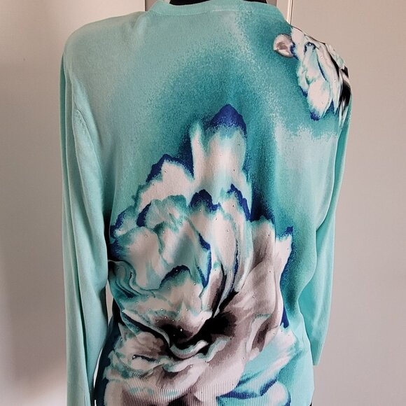 White House Black Market Women's Aqua Floral Embellished Button Up Cardigan (XL) - Picture 8 of 10